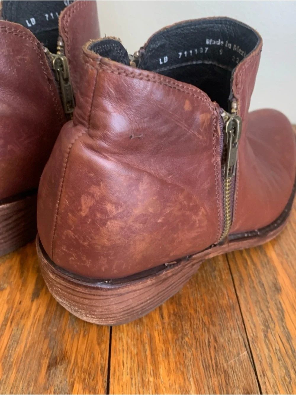 Liberty Black Womens 9 Brown Leather Western Booties Side Zip Ankle Cowboy Boot